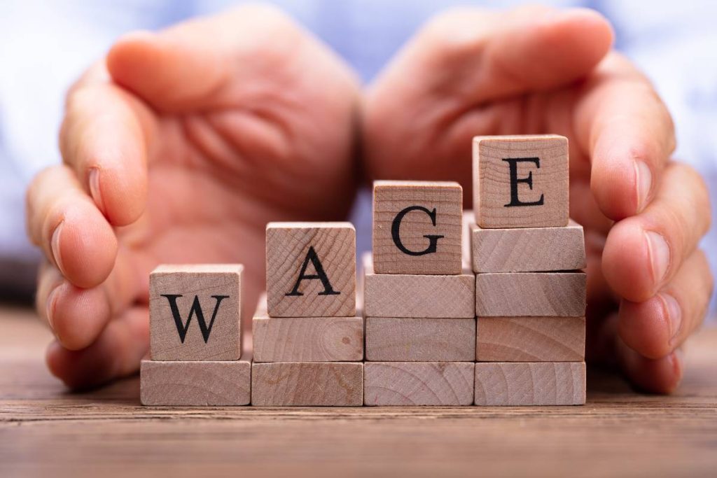 Employee Wage